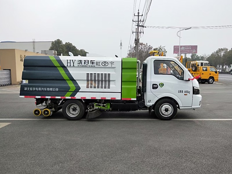3方洗掃車右圖片