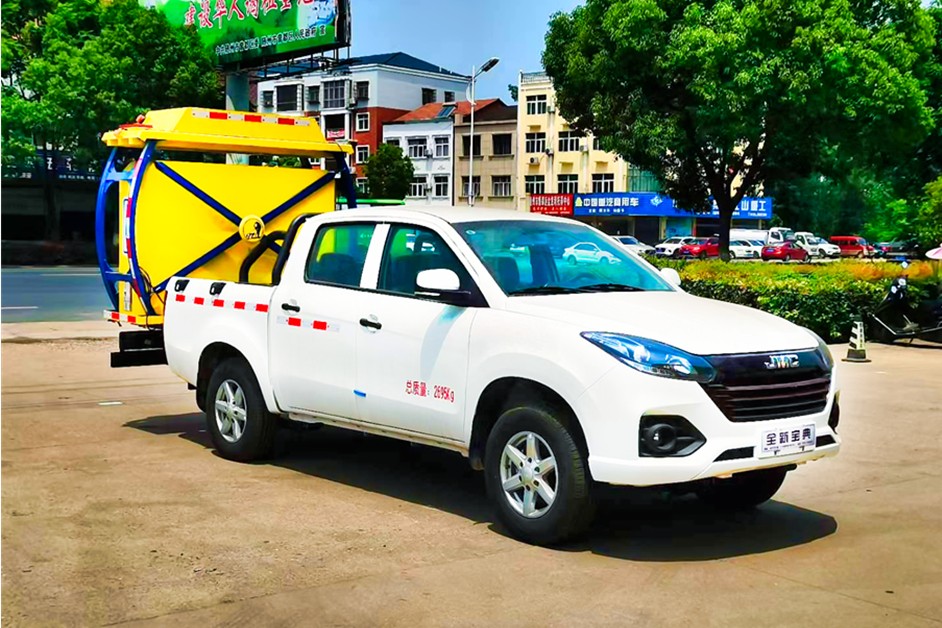 江鈴防撞緩沖車(chē)2